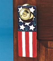 Patriotic Doorknob Hangers Craft Kit (makes 12)