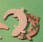 Leather Shape - Gecko  (pack of 25)