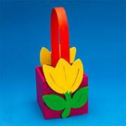 Unfinished Wooden Tulip Basket w/handle